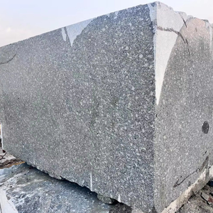 Bloque de granito gris indio para comedor moderno, parque, sala de estar, cocina, baño, encimeras de tocador, encimeras de piedra Natural - Product Image 1