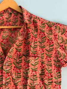 Camisa con estilo para hombre Bloque de mano indio Impreso Suave 100% Algodón puro Camisas de tela Cambric para hombres - Product Image 4