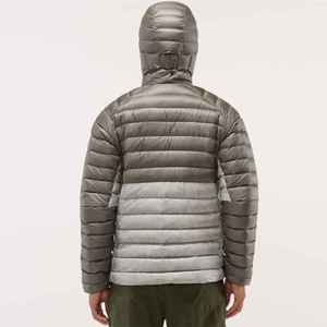 Chaqueta de Invierno Acolchada Personalizada para Hombre, con Cuello Alto, Logotipo Impreso en la Parte Delantera, Bolsillos y Estilo Urbano - Product Image 2