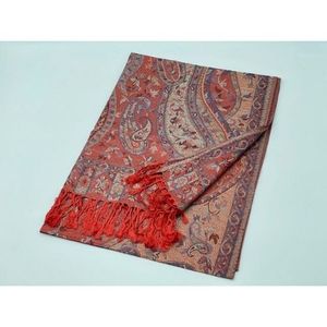 ผ้าคลุมไหล่ลายพิมพ์ทันสมัยสำหรับผู้หญิง ดีไซน์แบบซับลิเมชั่น แฟชั่นล่าสุดสำหรับสวมใส่ในชีวิตประจำวัน ผ้าขนสัตว์ สำหรับขายออนไลน์ - Product Image 3