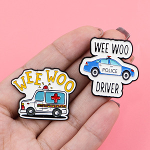 Broche en émail Ambulance, Épingles de revers médicales, Badges pour sacs à dos, Accessoires vestimentaires, Bijoux de mode, Cadeaux pour médecins et infirmières - Product Image 3