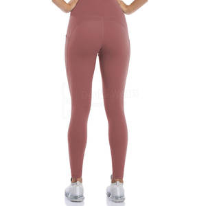 Leggings de yoga sin costuras de cintura alta, elásticos, para gimnasio y fitness, con diseño personalizado y bajo MOQ, para mujer, 100% poliéster. - Product Image 3