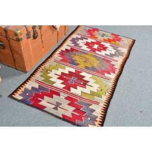 Petit tapis turc 2,8x5,2 pi (85x157 cm), tapis rouge floral vintage - Product Image 2