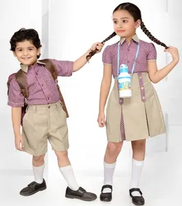 Conjunto de uniformes escolares primários para meninos e meninas, designs personalizados, shorts e saias