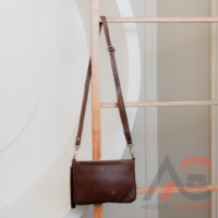 Tas tangan kulit sapi asli tas selempang Crossbody tas gaya penjualan laris desain baru tas selempang bahu untuk wanita