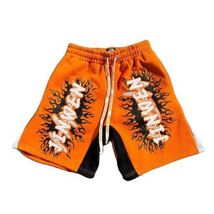 กางเกงขาสั้นพิมพ์ลายสกรีนแบบกำหนดเองสำหรับฤดูร้อนปี 2024 ผ้าฝ้ายฟลีซคุณภาพสูง เอวยางยืดแบบมีเชือกผูก - Product Image 2