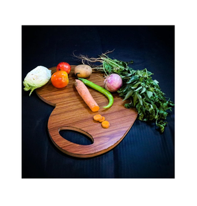 Planche à découper en bois en forme de coeur Assiette de service Produit de qualité supérieure fabriqué à la main et durable - Product Image 3