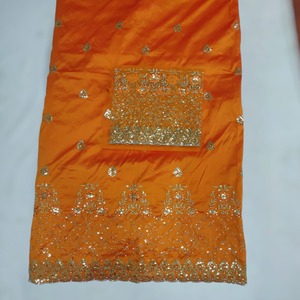 Última Moda 2026: Impresionante Tela Nigeriana George con Lentejuelas y Patrón Geométrico en Seda para Fiestas - Product Image 1