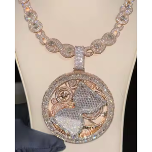 Pendentif et breloque multi-tons Moissanite 3D CVD en plaqué or 14KT Bijoux luxueux - Product Image 1