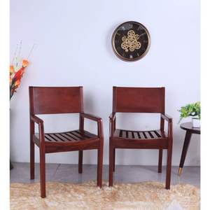 Fauteuil en bois de teck portable traditionnel en brun Raviso (Ensemble de 2) - Product Image 1