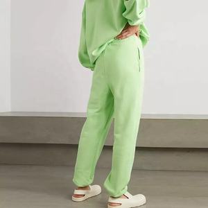 OEM Manufacturer <b>Black</b> Track Suit Cotton Customize Size Two Piece Jogger Set Women <b>Long</b> <b>Sleeve</b> <b>Crop</b> Top Hoodies and Joggers Suit - Product Image 4