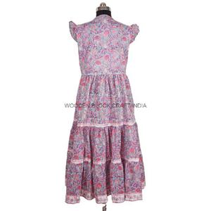 Vestido cruzado de algodón indio para mujer Patrón floral hecho a mano con decoración de encaje Cierre de botón Estilo dulce para fiestas Resorts - Product Image 4
