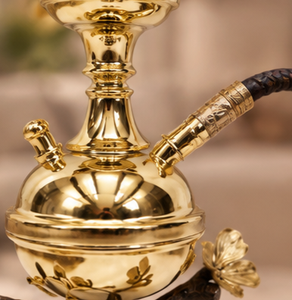 Cachimba de Mesa con Acabado de Laca y Latón Egipcio Hecha a Mano con Diseño de Mariposa |   Shisha Árabe Decorativa de Lujo - Product Image 3