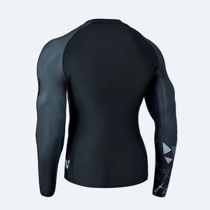เสื้อแรชการ์ดแขนยาวสำหรับผู้ชาย - สไตล์ฉลาม - Product Image 3
