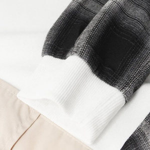 Sweat à capuche pour homme à carreaux contrastés blanc et noir, élégant, avec poche, décontracté, tendance, doux, chaud, streetwear, design unique, pull-over - Product Image 6