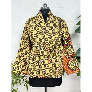 เสื้อแจ็คเก็ต Kantha Stitch Dori สไตล์วินเทจ งานแฮนด์เมดแบบไม่ซ้ำใคร เสื้อคลุมสั้นแบบสองด้าน ผ้าทอปักลาย โบโฮชิค แฟชั่น - Product Image 2