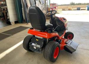 เครื่องตัดหญ้าแบบนั่งขับ รุ่น T2290 ปี 2024 ขนาด 21.5 แรงม้า ใบมีด 42 นิ้ว ระดับ DIY พร้อมรีโมทคอนโทรล เครื่องยนต์ 2 จังหวะ 125 ซีซี รับประกัน 3 ปี - Product Image 6