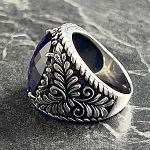 Anillo de Hombre Vintage de Plata con Zafiro Azul, Estilo Floral, Joyería de Plata de Ley Hecha a Mano, Engaste de Bisel con Piedra Tallada - Product Image 4