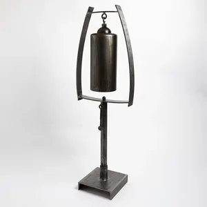 Sculpture de globe paon en aluminium plaqué or fait main, décoration d'intérieur moderne Feng Shui antique par Zahid Exports - Product Image 4