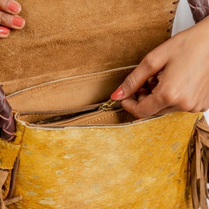 Bolso de Hombro Hecho a Mano de Piel Auténtica para Mujer, Bandolera con Estampado Geométrico Bohemio, Colorido, Personalizado, Temporada de Primavera, Invierno y Otoño - Product Image 6