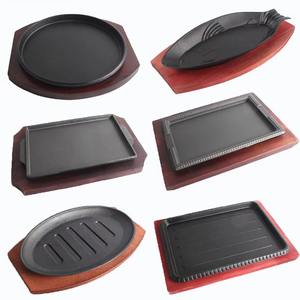 Les plats chauds tendance stimulent l'appétit sans nécessiter de garnitures supplémentaires, ajoutant de la valeur aux configurations décontractées et gastronomiques. - Product Image 4