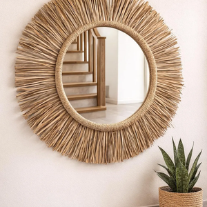Miroir mural décoratif en paille naturelle tissé à la main - Product Image 1