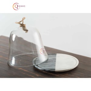 Présentoir à gâteau en marbre le plus exigeant avec dôme en verre fait à la main thème romantique avec décoration florale présentoir à gâteau de forme ronde - Product Image 3