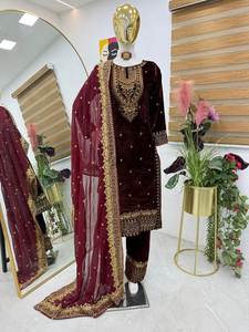 ชุดเดรสพื้นเมืองของผู้หญิงพร้อม dupatta และกางเกงแนบ - Product Image 5