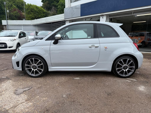 ABARTH 595 1.4 T-JET TURISMO 70TH 2021 d'occasion (conduite à gauche/droite) - Product Image 4