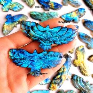 Aigle Labradorite fait à la main de haute qualité sculptant des pierres précieuses naturelles bleues avec sculpture en cristal unique Flash complet certifié GIA - Product Image 1