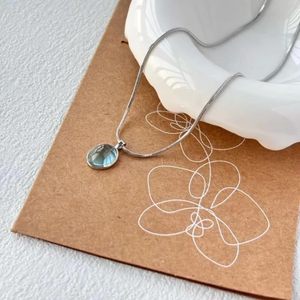 Collana con ciondolo a goccia blu da donna collana di cristallo curativo di ossidiana acquamarina con serpente per occasioni regalo - Product Image 6