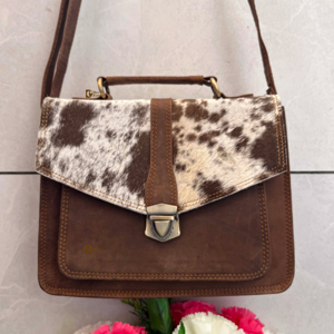 กระเป๋าสะพายข้างหนังวัวขนเฟอร์สำหรับผู้หญิงดีไซน์ใหม่กระเป๋าถือประดับตัวอักษรและพู่สำหรับช้อปปิ้ง - Product Image 1