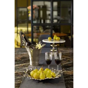 Ensemble de 2 supports à gâteaux en laiton et métal poli doré Vaisselle en métal de qualité supérieure Supports à dessert en métal de différentes tailles - Product Image 5