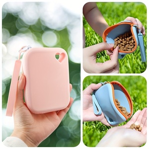 Mini sac à friandises pour chien en silicone, sac d'entraînement pour animaux de compagnie avec fermeture éclair, sac à friandises imperméable pour chiot, sac de promenade portable à porter à la taille - Product Image 6