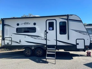 E-a-s-t To West ALTA 1900MMK Usado del 2025 con Alto Rendimiento Disponible para la Venta - Product Image 2