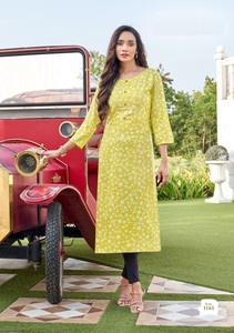 เสื้อยืดพิมพ์ลายเรยอนสำหรับผู้หญิงดีไซน์ใหม่ - Product Image 3