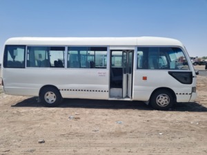 Bus d'occasion 30 places, climatisation automatique, phares halogènes, pneus R16, conduite à gauche, essence, à vendre - Product Image 6
