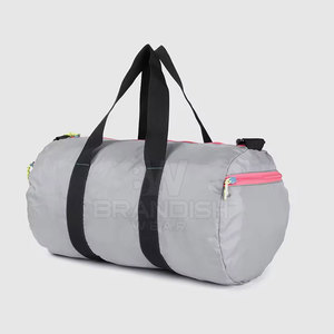 Sac de sport imperméable, respirant et léger, design personnalisé, sac de sport à bandoulière pour la vente en ligne - Product Image 2