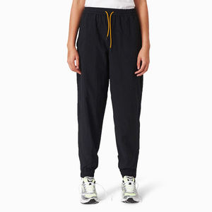 แฟชั่นใหม่ผู้ชาย 100% โพลีเอสเตอร์สบายๆสองชิ้นชุดขายส่งออกกําลังกายกันน้ําชุดกีฬาสวมใส่สําหรับผู้ชาย - Product Image 6