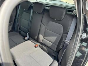 VOITURE D'OCCASION 2022 RENAULT CLIO AWD 38 800 KM NOIR MÉTALLIQUE 100 CV 5 PLACES 4 CYLINDRES TRANSMISSION AUTOMATIQUE - Product Image 5