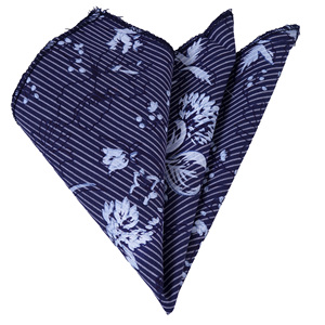 Foulard en coton à imprimé floral bleu marine et blanc Accessoire de costumes pour hommes - Product Image 1