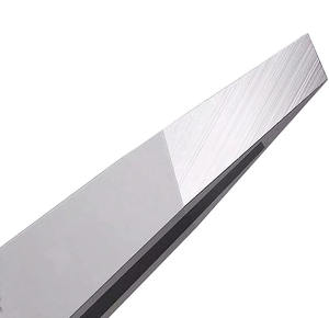 Pince à épiler pour hommes, nouvelle arrivée, fabrication en usine, vente chaude, personnalisable, instruments de beauté en acier inoxydable - Product Image 1