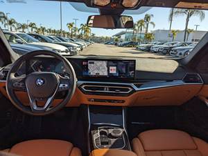 Limpio seminuevo 2023 Serie 3 330i - Product Image 3