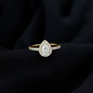Anillo de compromiso de lágrima para mujer-Forma de pera Moissanite Halo, oro amarillo de 18K - Product Image 2