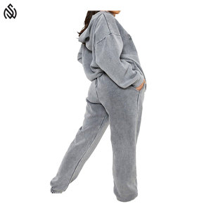 Survêtement court solide de haute qualité pour femmes en gros Logo personnalisé 100% coton délavé à l'acide ensemble pantalon de survêtement à capuche - Product Image 6