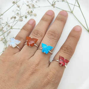 Juego de puntas de anillos tallados de mariposa de piedras preciosas semipreciosas para bodas y fiestas - Product Image 3