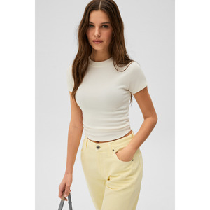 Camiseta Corta de Cuello Redondo para Mujer, Tejido Acanalado Suave y Elástico, Marca GRIMELANGE GLOOM - Product Image 2