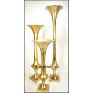 Juego de suministro directo de fábrica de 3 jarrones de trompeta chapados en oro de metal resistente para decoración de bodas y centros de mesa - Product Image 1
