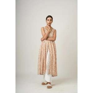 Kurti d'été pour femme en coton imprimé, lavable, à manches courtes, col en V, taille naturelle, longueur au sol, style ethnique gothique floral - Product Image 2