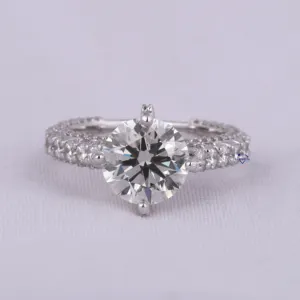 महिलाओं के लिए सुंदर सॉलिटेयर अंगूठी, सगाई के लिए मोइसानाइट हीरे के साथ 925 स्टर्लिंग सिल्वर से तैयार की गई, स्टाइलिश डिजाइन
